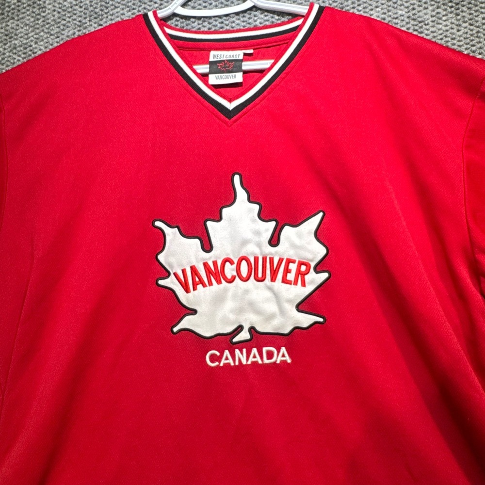 West Coast Vancouver Canada Hockey Jersey Red Mesh Embroidered Maple Leaf XL